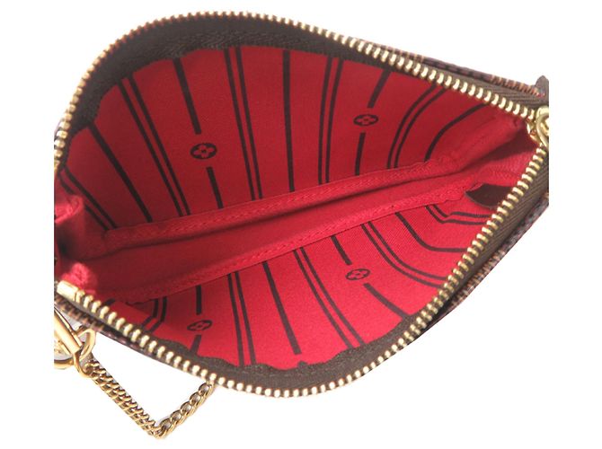 Pochette Accessoires Mini T&B di Louis Vuitton Marrone - vista 6