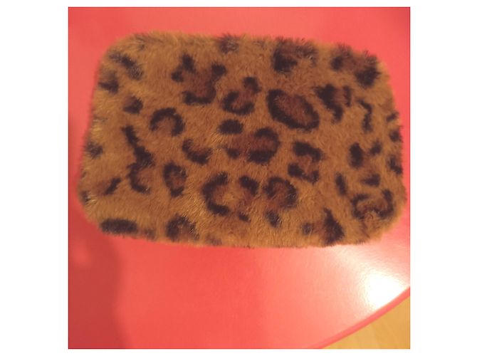 Neceser de Piel de Leopardo Sintética Paco Rabanne - vista 3