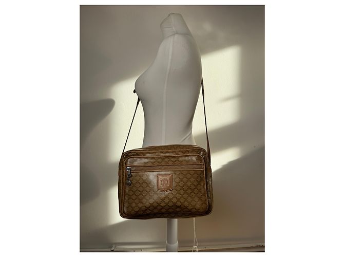 Céline Vintage Celine Paris Patentes Leder Triomphe Monogramm Tasche Braun Golden - Ansicht 13