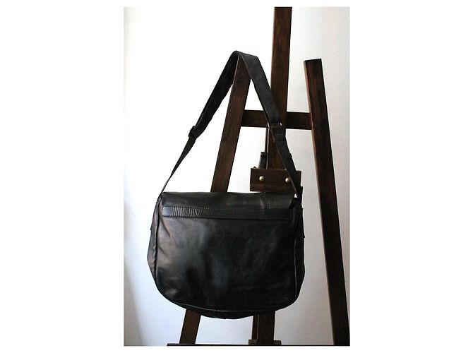 Borsa in pelle nera Prada con tracolla regolabile Nero - vista 4