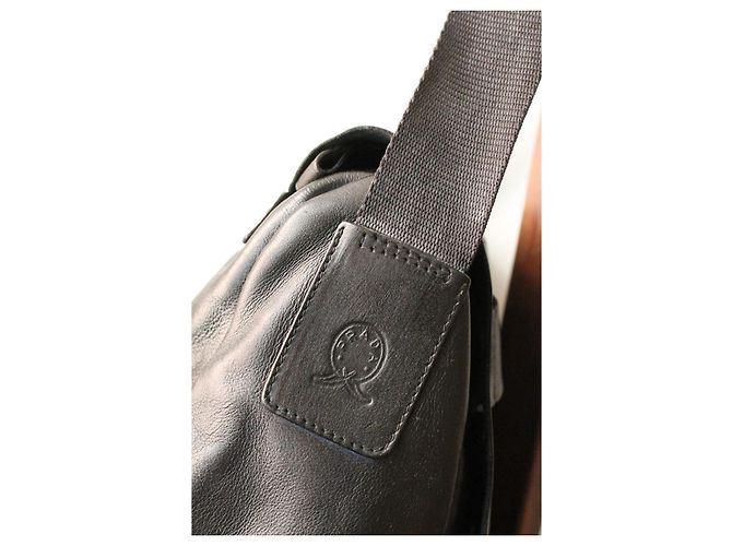 Borsa in pelle nera Prada con tracolla regolabile Nero - vista 6