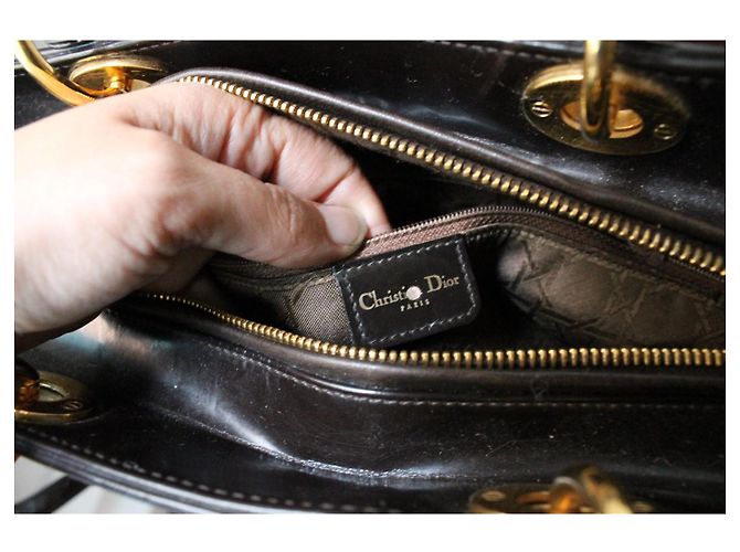 Bolsa Lady Dior da Dior em couro envernizado e pele de leopardo falsa - vista 8