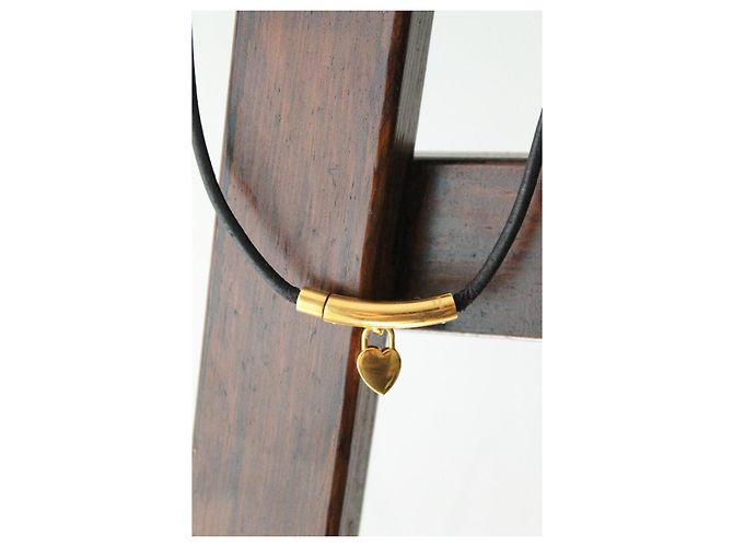 Collar con charm de corazón y candado Hermès en metal dorado Negro - vista 3