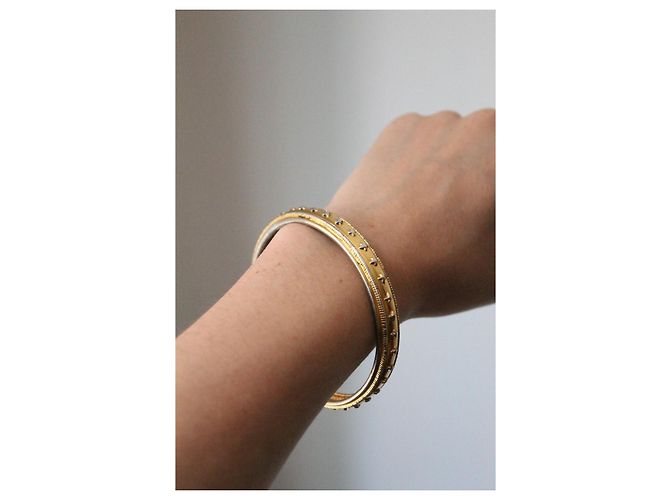 Bracciale rigido in metallo Chanel con decorazione a stelle D'oro - vista 10