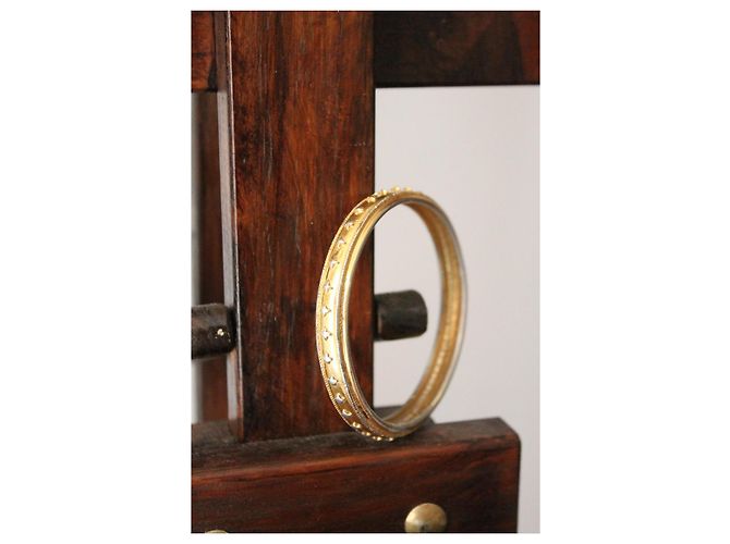 Bracciale rigido in metallo Chanel con decorazione a stelle D'oro - vista 5