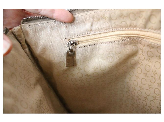 Pochette Céline Triomphe in suede grigio - vista 10