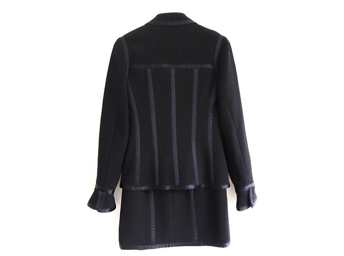 Chanel Vintage Rockanzug Schwarz Herbst 1991 - Ansicht 2