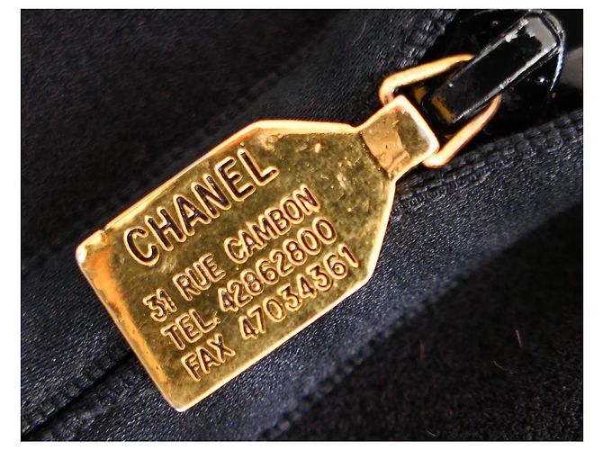 Chanel Vintage Rockanzug Schwarz Herbst 1991 - Ansicht 8