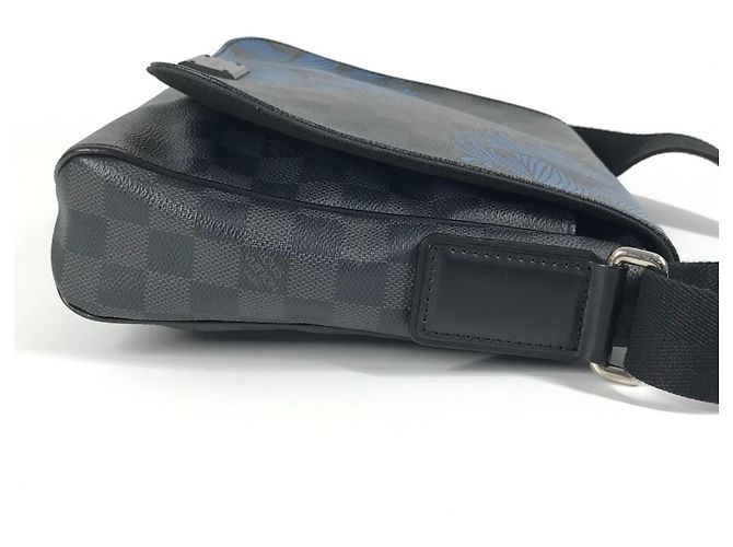 Borsa a tracolla District PM Damier Graphite di Louis Vuitton Nero Blu - vista 5