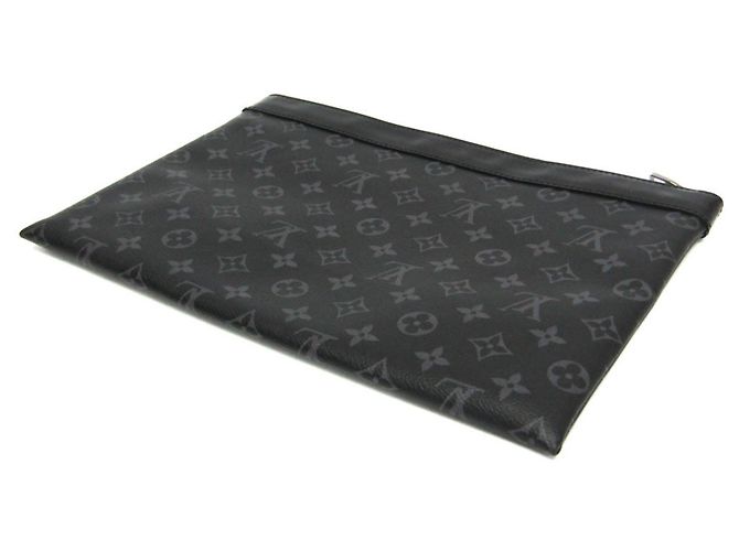 Borsa Clutch Pochette Discovery Monogram Eclipse di Louis Vuitton Monogramma - vista 2