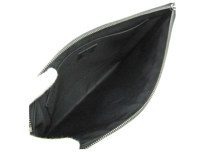 Borsa Clutch Pochette Discovery Monogram Eclipse di Louis Vuitton Monogramma - vista 3
