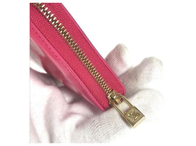 Billetera Compacta Bloom Monogram Vernis Louis Vuitton Rosa Fucsia - vista 6