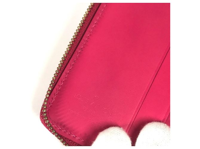 Billetera Compacta Bloom Monogram Vernis Louis Vuitton Rosa Fucsia - vista 8