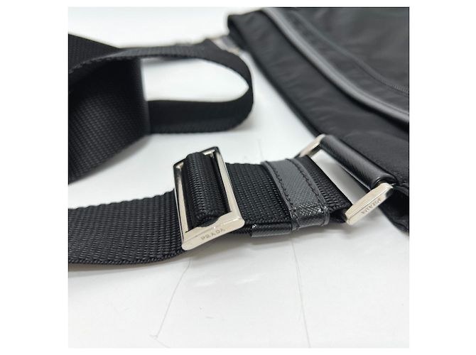Borsa piatta Triangle Plate VA0251 di Prada Nero - vista 11