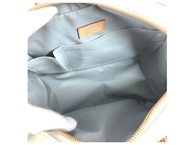 Borsa tote Summit Drive in Monogram Vernis di Louis Vuitton Bianco - vista 16