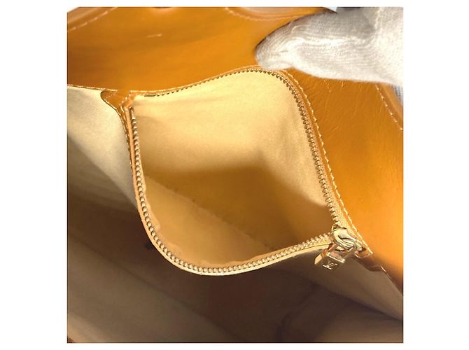 Borsa Mini Sac Catlin Monogram Louis Vuitton Beige - vista 17