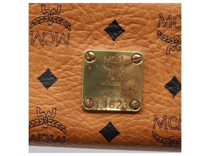 MCM Visetos Pouch aus PVC Braun - Ansicht 6