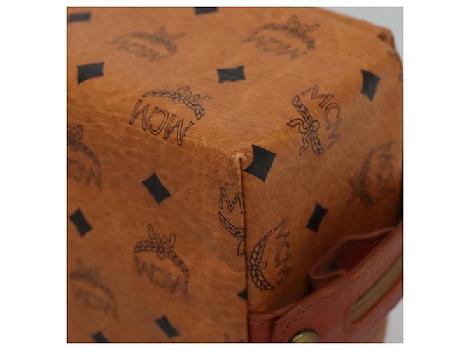 MCM Visetos Pouch aus PVC Braun - Ansicht 7