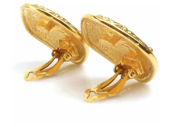 Orecchini a clip in metallo dorato Chanel Coco Mark D'oro - vista 3