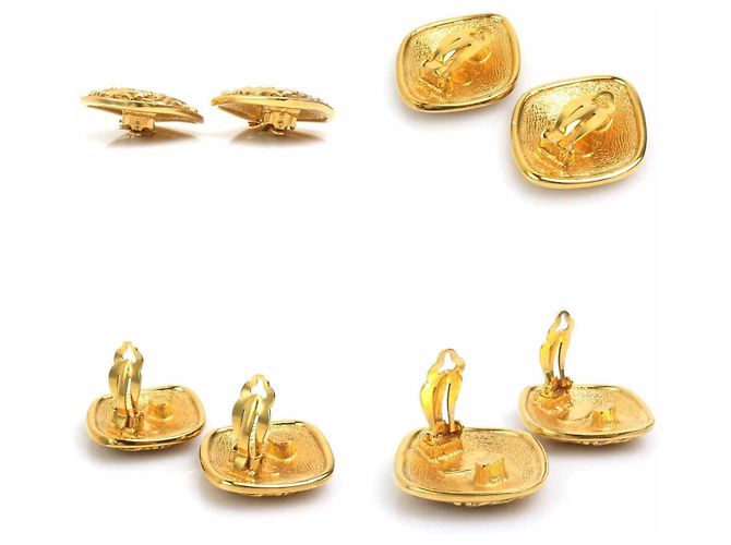 Orecchini a clip in metallo dorato Chanel Coco Mark D'oro - vista 4