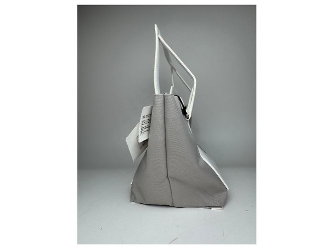 Vintage Issey Miyake Leder-Canvas 2Way Tasche Silber Weiß - Ansicht 9