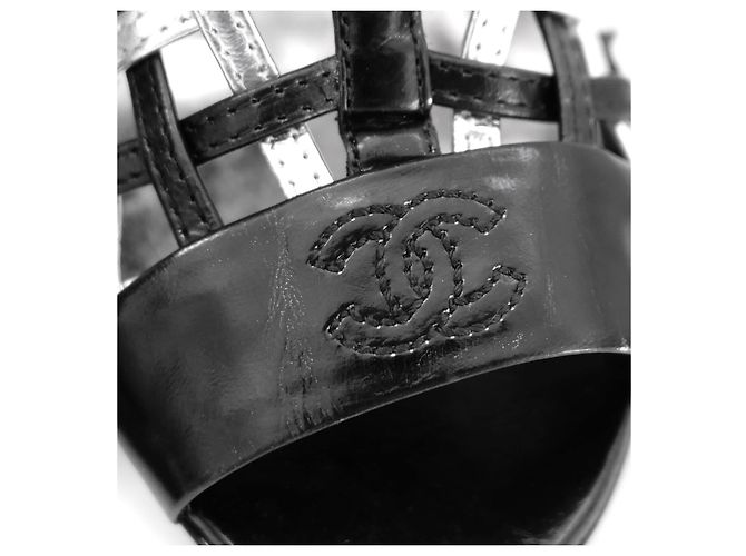 Stivaletti neri e argento a rete Chanel Resort 2009 Nero - vista 5