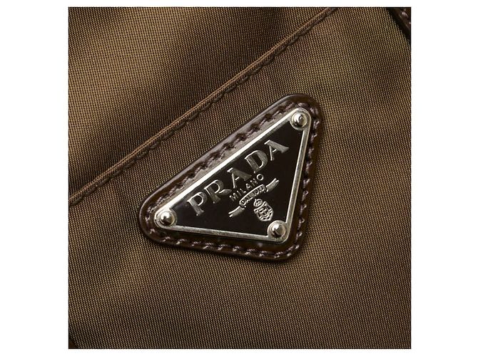 Borsa Prada con placca logo triangolare in khaki e marrone Cachi - vista 11