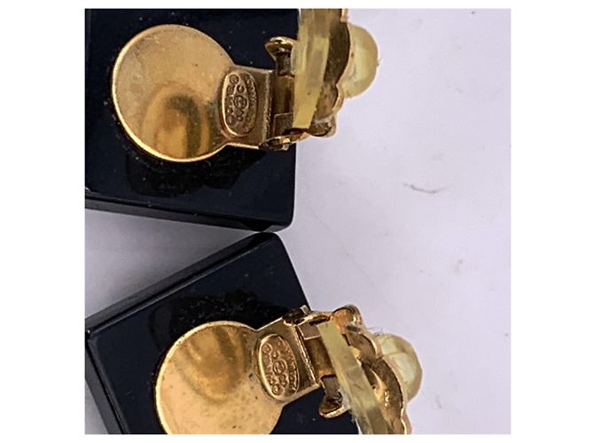Timeless Pendientes de plástico Chanel CC Negro - vista 6