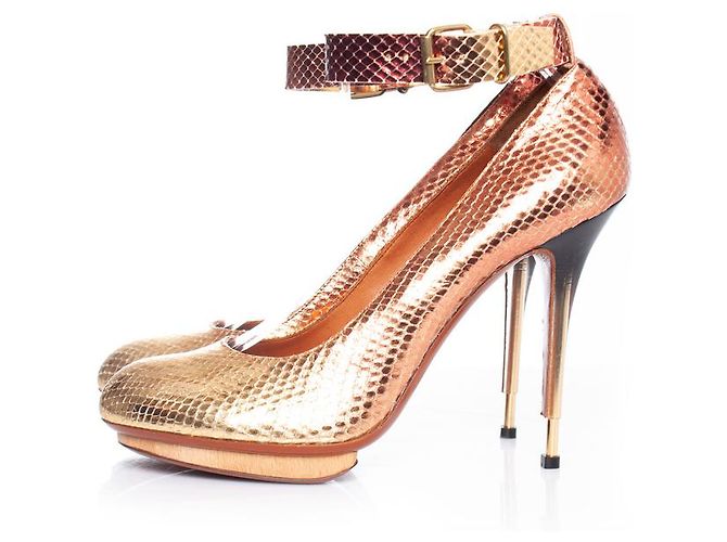 Metallisch pythonfarbene Pumps mit Knöchelriemen von Lanvin Golden - Ansicht 2