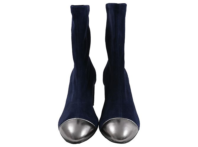 Botines de tobillo de ante azul marino con punta en forma de almendra Fernanda de Stuart Weitzman - vista 2