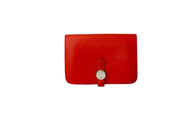 Billetera Compacta de Cuero Dogon de Hermès Roja - vista 2