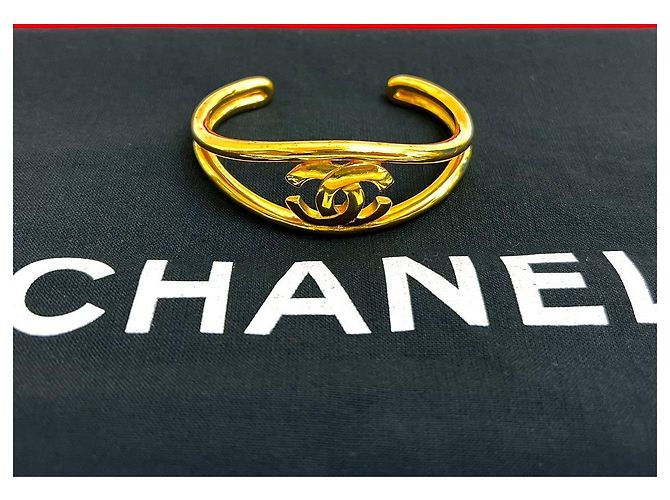 Timeless Accesorio de Pulsera Chanel Coco Mark Dorado Metálico - vista 2