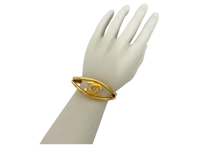Timeless Accesorio de Pulsera Chanel Coco Mark Dorado Metálico - vista 3