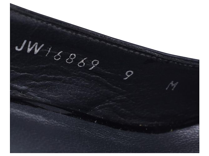 Slingback-Pumps von Stuart Weitzman aus schwarzem Lackleder - Ansicht 8