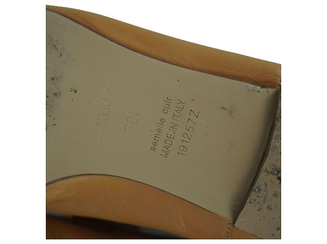Hermès Mocassini HERMES in pelle di capra morbida marrone Giallo Cammello - vista 9