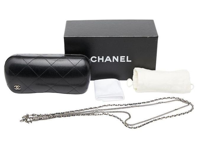 Timeless Óculos de sol Chanel 4245 Preto - vista 7