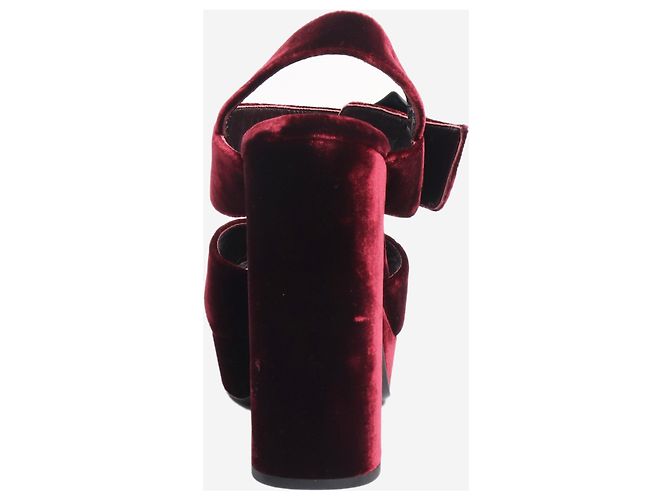 Prada Bordeaux Samtabsätze mit Diamantenschnalle - Größe EU 36 (UK 3) Rot - Ansicht 3