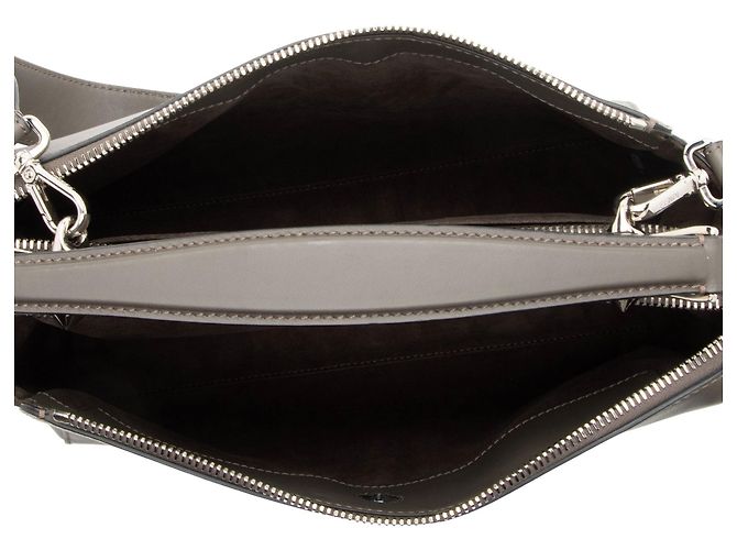 Fendi Bolsa Dotcom Média em Couro de Bezerro Cinza - vista 7