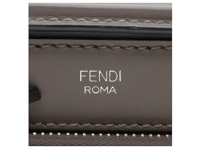 Fendi Bolsa Dotcom Média em Couro de Bezerro Cinza - vista 9