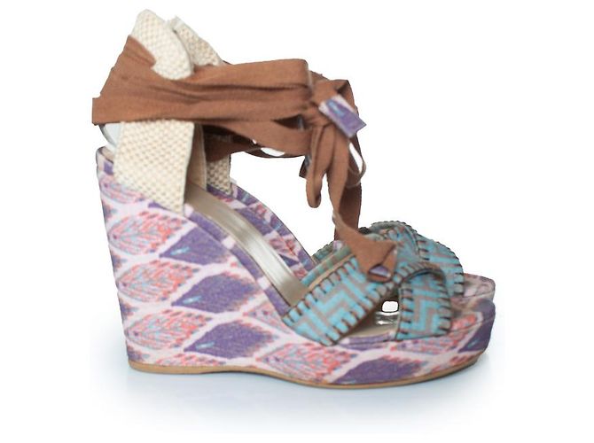 Sandalias de cuña impresas étnicamente Stuart Weitzman Multicolor - vista 5