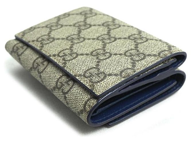 Gucci GG Supreme Trifold Wallet - view 2