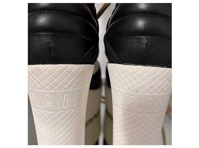Stivaletti con zeppa Chanel nero bianco pelle 38 - vista 3