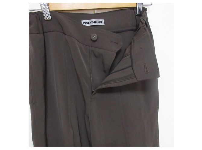 Pantalones anchos con pliegues centrales ISSEY MIYAKE Verde Caqui - vista 5