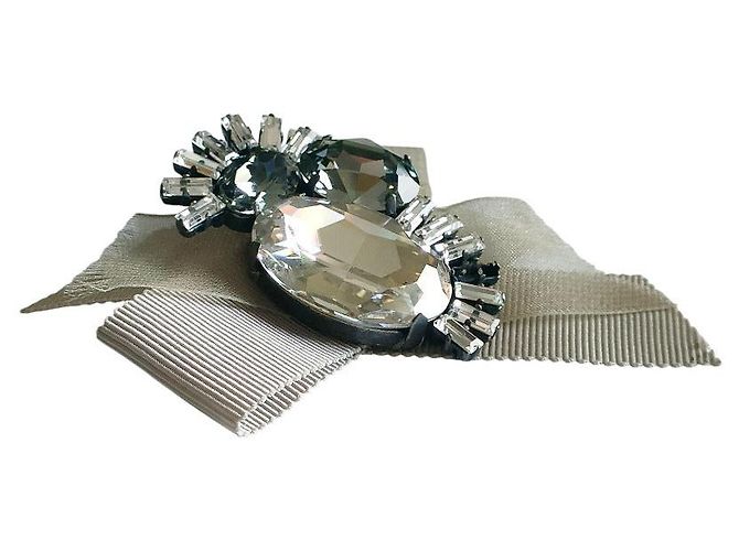 Autre Marque Spilla in nastro Bijou di DAISY LIN per FOXEY Beige - vista 3
