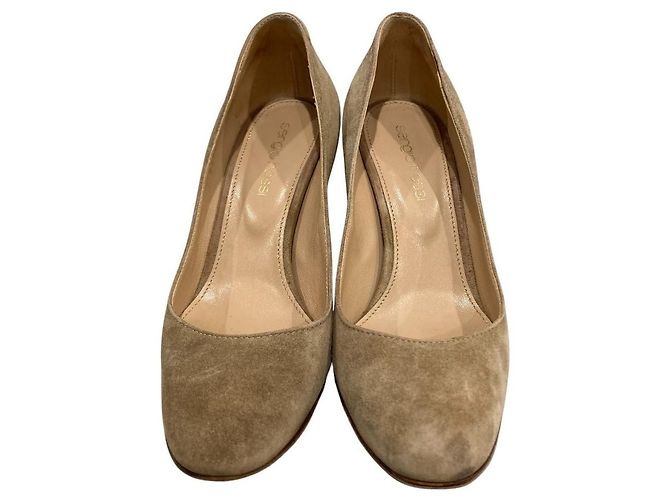 Autre Marque Sergio Rossi Wildleder Pumps mit dicker Sohle und mandelförmiger Spitze Beige - Ansicht 2