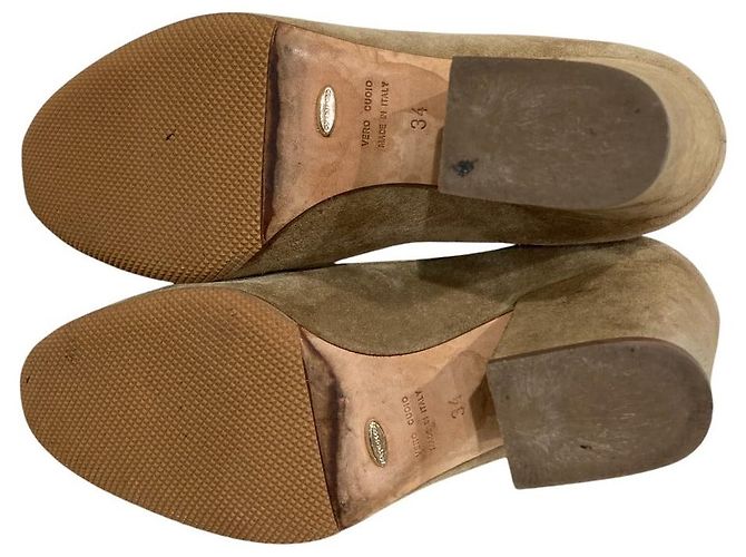 Autre Marque Sergio Rossi Wildleder Pumps mit dicker Sohle und mandelförmiger Spitze Beige - Ansicht 5