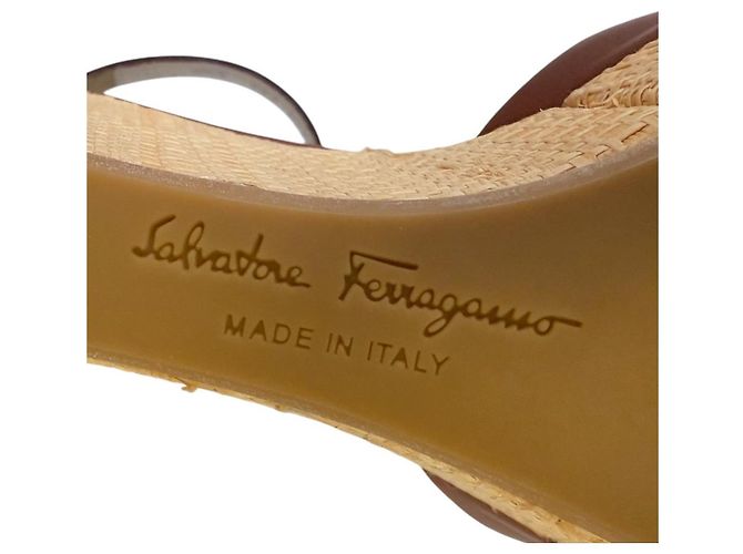 Sandali con zeppa in pelle Salvatore Ferragamo Marrone - vista 10
