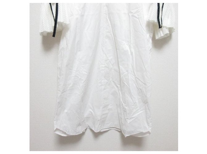Autre Marque Muveil V-Ausschnitt Kleid mit Glockenärmeln Weiß - Ansicht 5