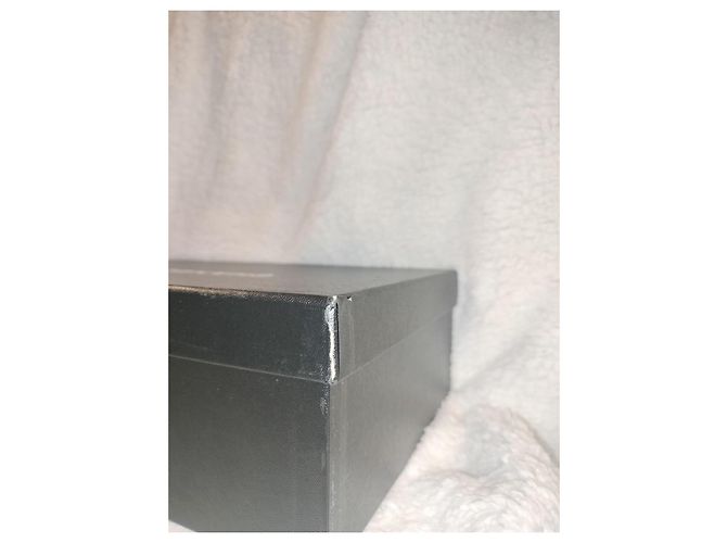 Black empty shoe box Chanel with tissue paper - view 6