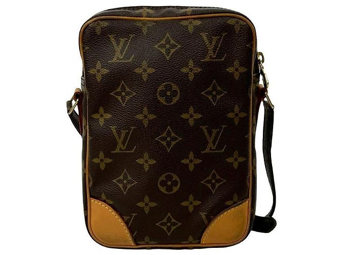 Borsa a Spalla in Pelle Monogram Danube di Louis Vuitton Marrone - vista 4